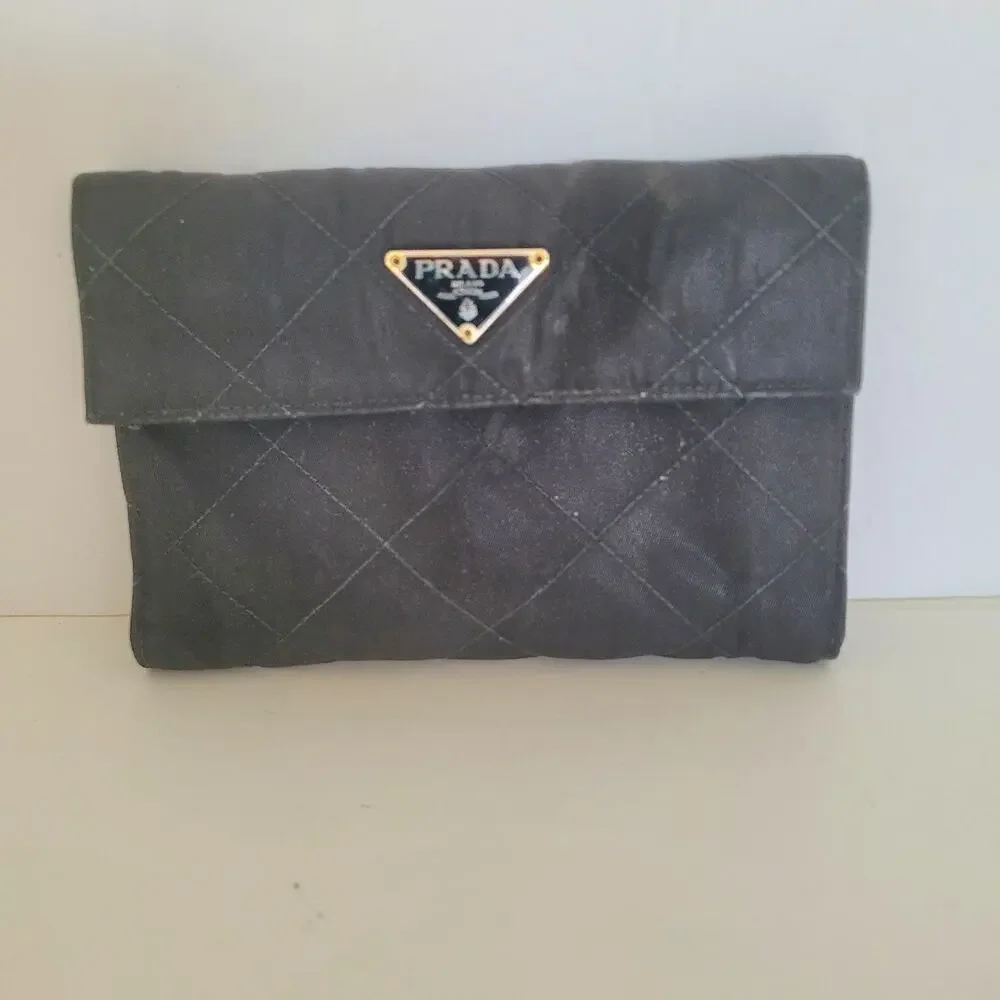 Prada Milano Black Quilted Nylon &‎ Leather Bifold Wallet Gold Logo Snap Closure